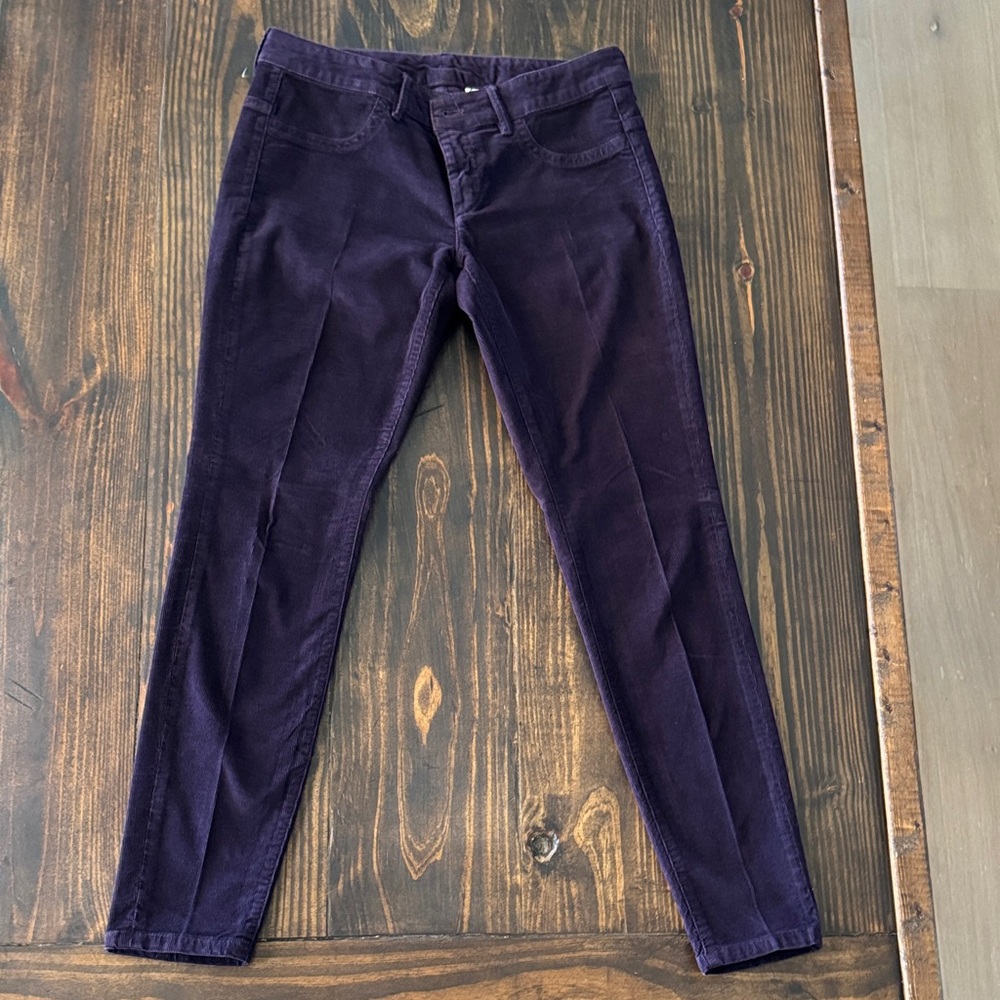 Women’s Victoria’s Secret brand London Jean Purple corduroy pant. Size 8 short